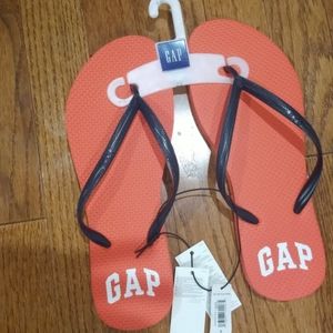 Gap Flip Flops
